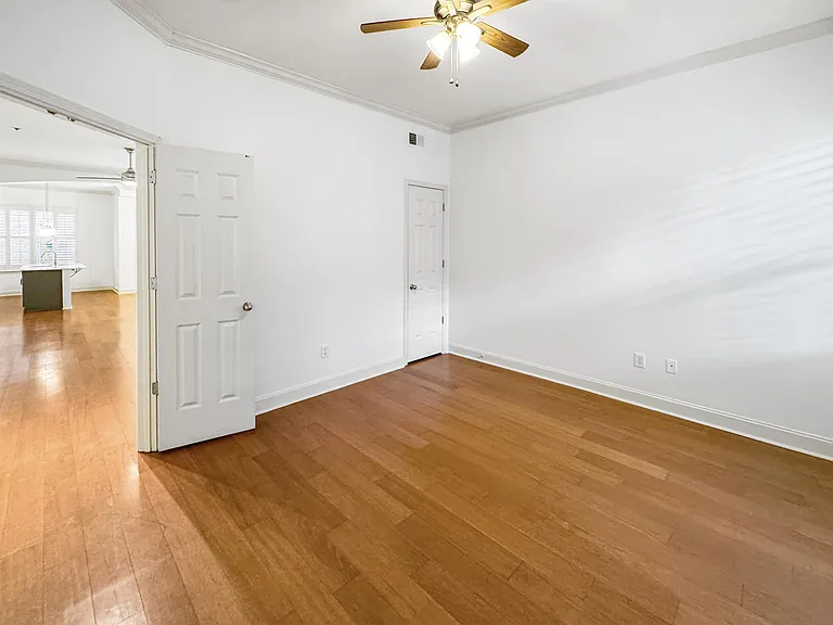 510 City House Ct #204 — Photo 18
