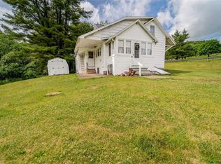 6074 Day Hollow Rd, Endicott, NY 13760