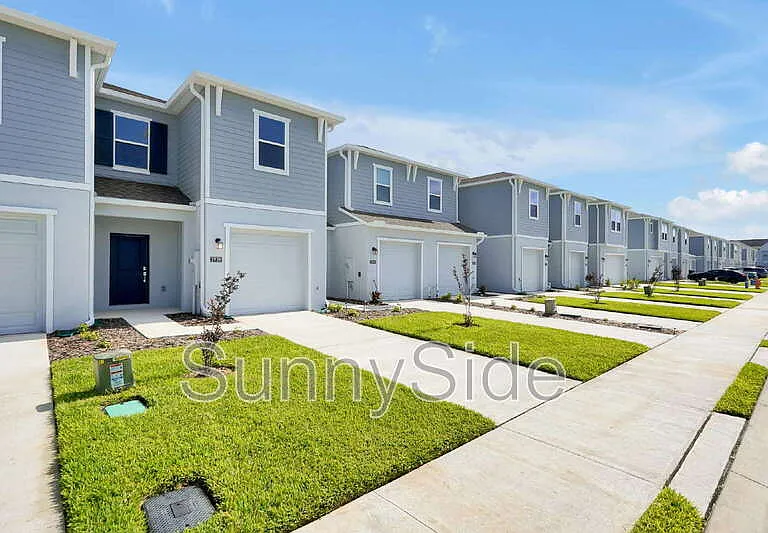 2939 Maloof Dr — Photo 2
