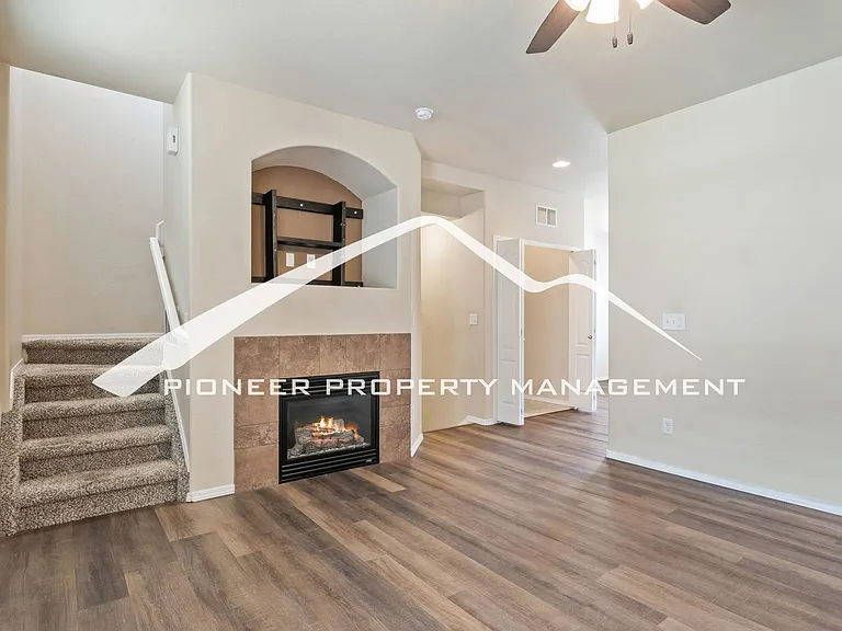 6247 Fowler Mill Point — Photo 2