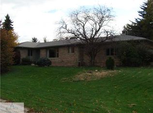 133 Wedgewood Dr, Charlotte, MI