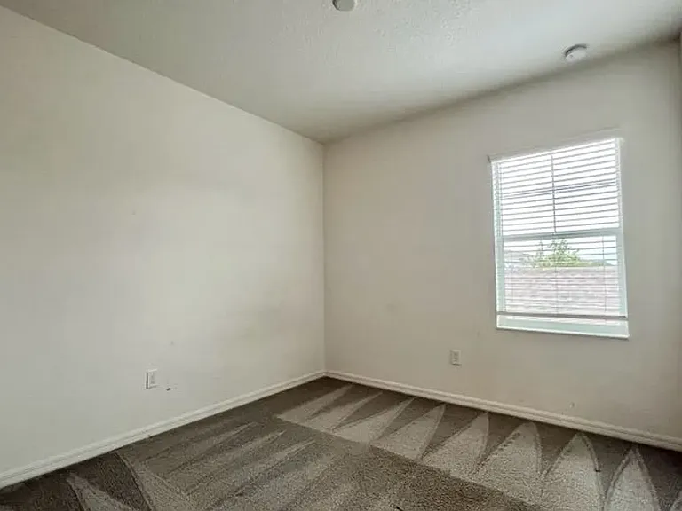 7883 Bowery Dr — Photo 6