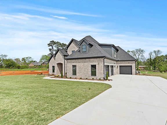 4th image of 20603 Jeremiah Ln