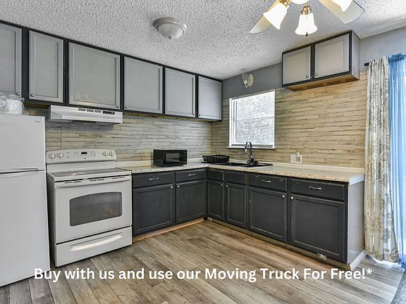 4th image of 1400 Duval Dr