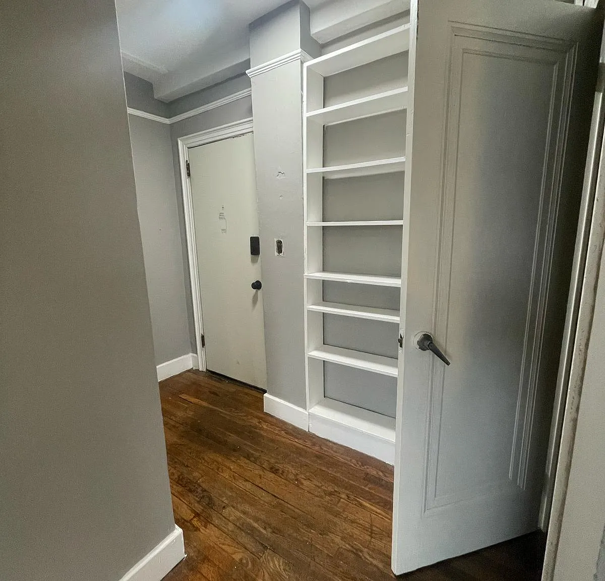 Studio, 1.0 bath, $1,375 — Photo 4