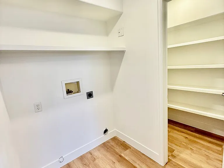 1735 W 540 N #1001 — Photo 12