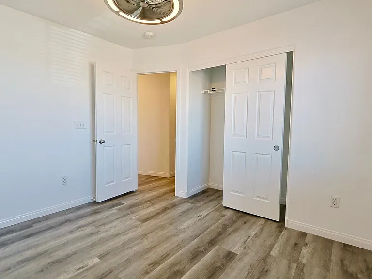 9578 Summer Furnace St — Photo 32