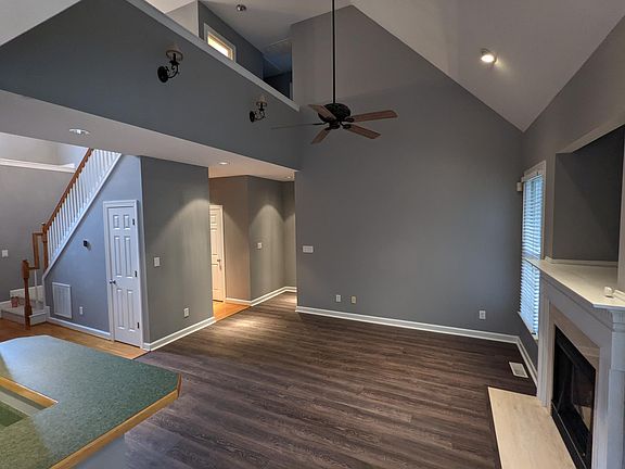 Vaulted ceilings. Opposite wall is perfect for a projector and home theater setup.