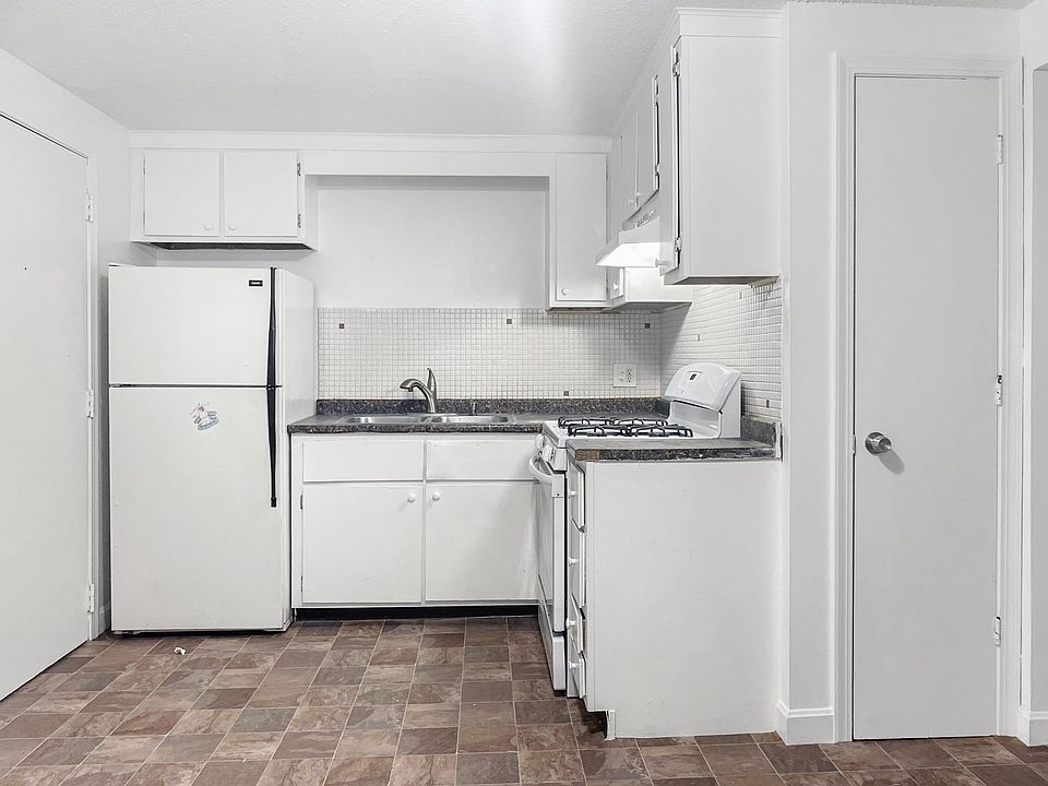 46 Delmont St APT 22, Methuen, MA 01844 Zillow