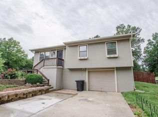 211 SE 51st Rd, Warrensburg, MO 64093