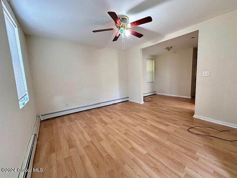 4th image of 1602 2nd Street