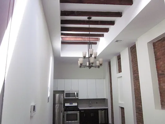 Rented by Full Time Management | media 20