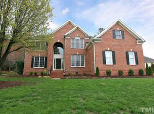 10840 Round Brook Cir, Raleigh, NC 27617