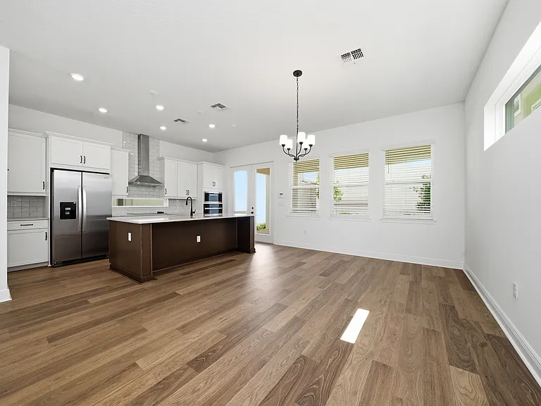 9877 Peebles St — Photo 8