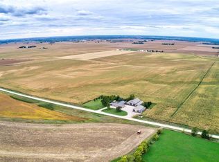 909 Hayes Ave, Mechanicsville, IA 52306