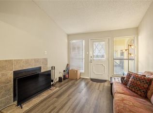 806 W 24th St APT 228, Austin, TX 78705