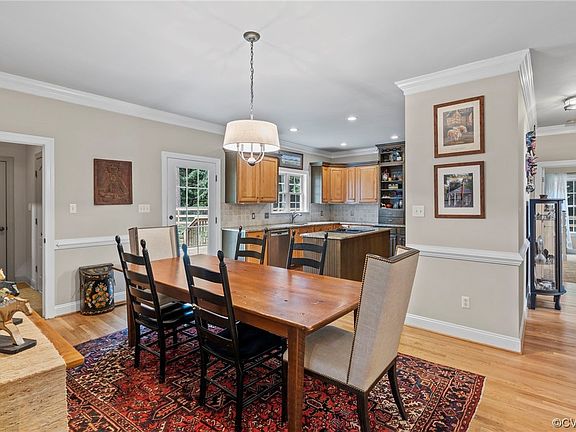 5th image of 3001 Elioch Manor Dr