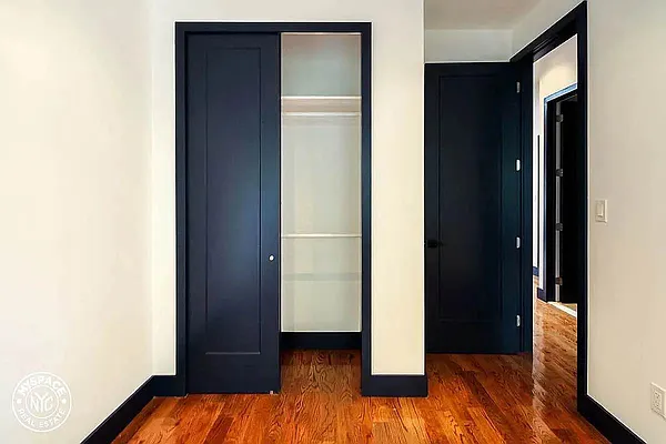 Rented by GROOME REALTY LLC | media 7