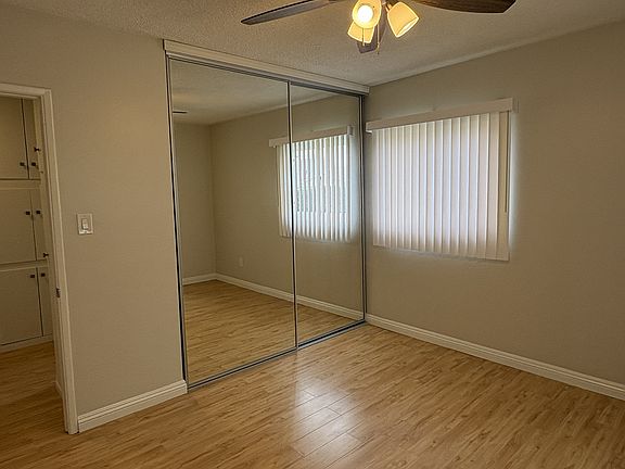 5th image of 909 Georgia St APT 1