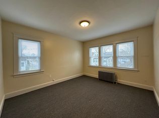 242 Milton Rd #2A, Warwick, RI 02888