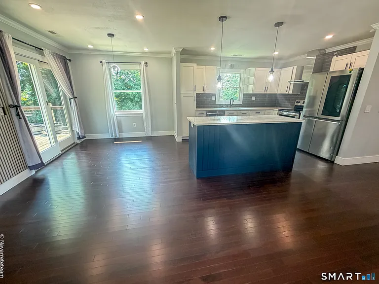 17 Kingsbury Rd — Photo 12
