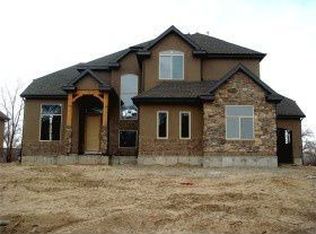 11072 Farnsworth Ln, Sandy, UT 84070