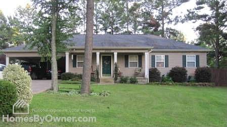 2nd image of 209 W Dodson