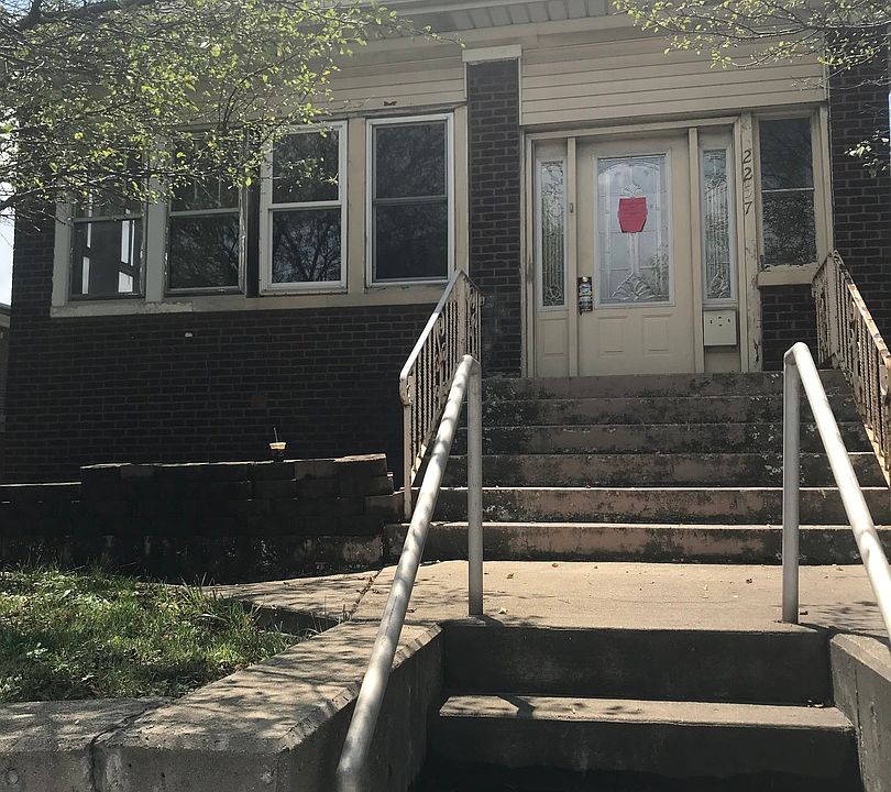 1st image of 2257 Burr Oak Ave
