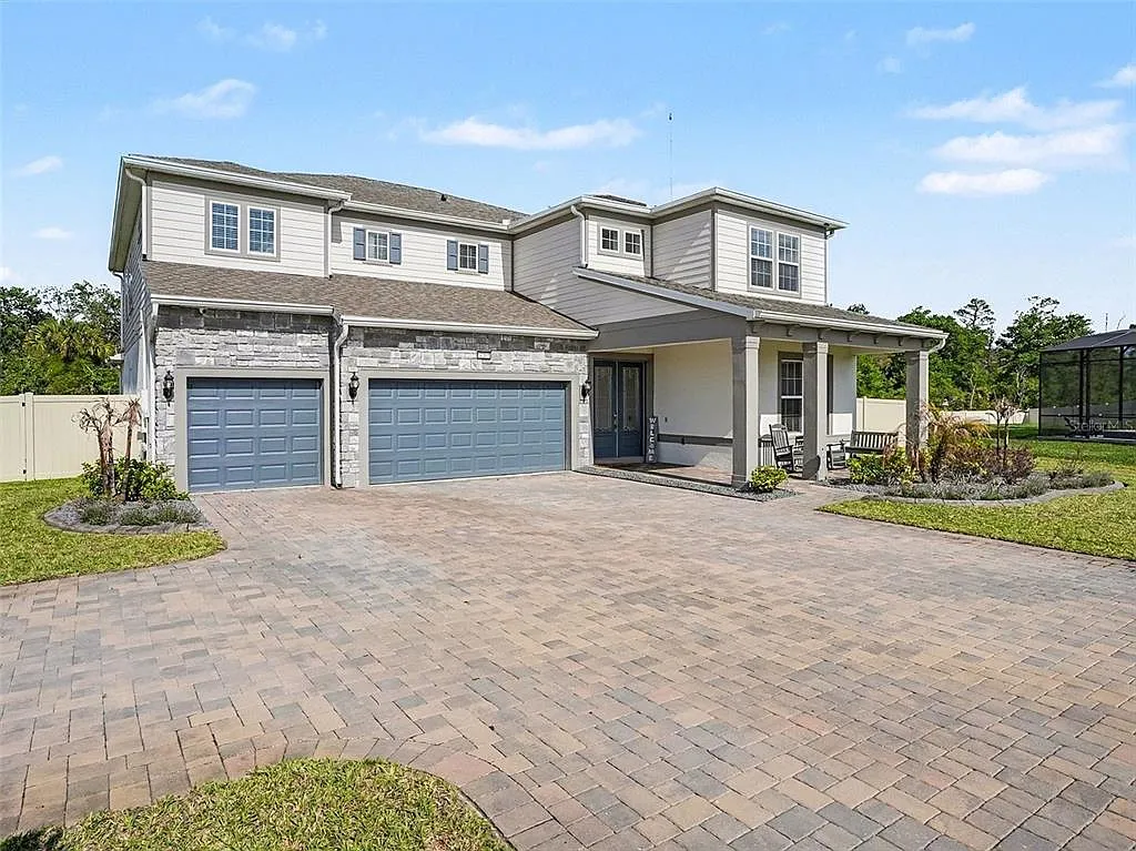 5 bed, 4.5 bath, 4359 sqft, $4,795 — Photo 2