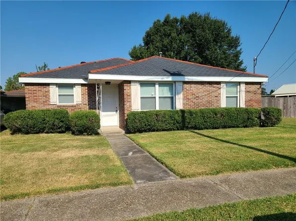 3100 Ivy Pl, Chalmette, LA 70043