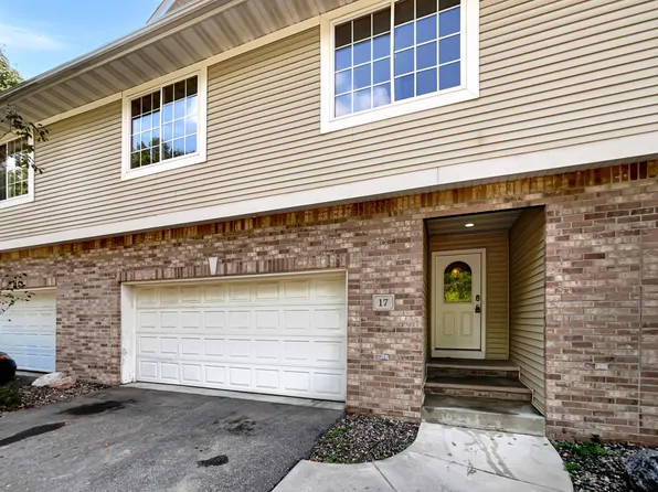 17 Garden Dr, Burnsville, MN 55337