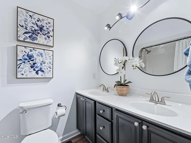 110 Estate Dr — Photo 16