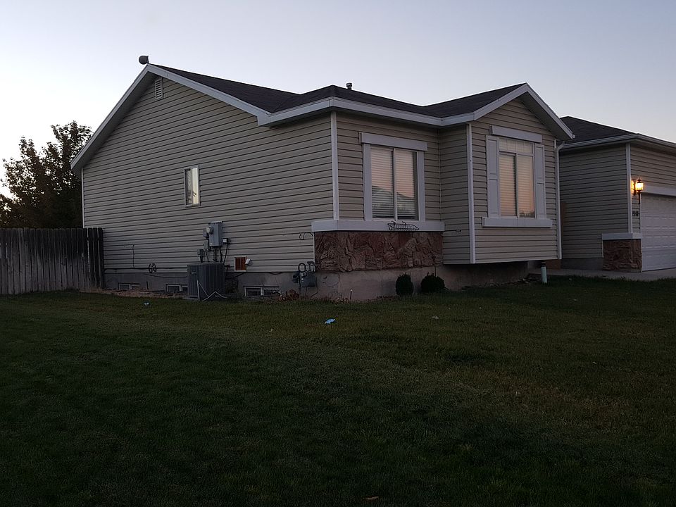 1st image of 2990 S Shoreline Dr