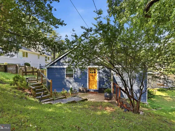 8014 Forest Glen Dr, Pasadena, MD 21122