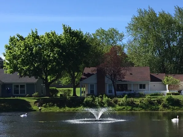 7312 Lynda Ct, Fox Lake, IL 60020