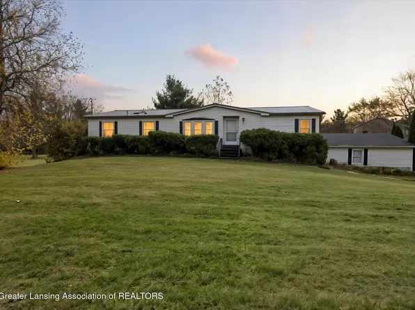 1984 Hagadorn Rd, Mason, MI 48854
