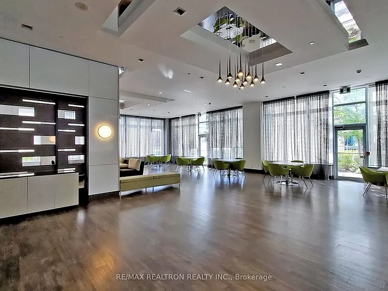 7890 Bathurst St #2505 — Photo 39