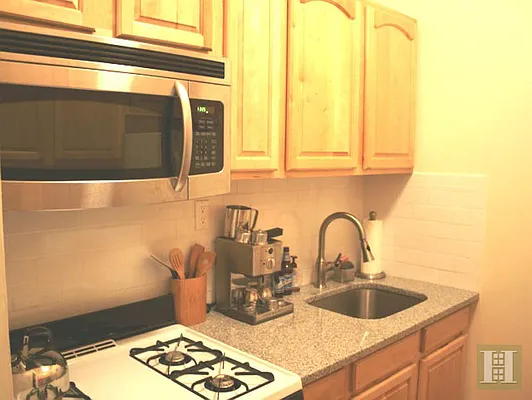 Rented by Halstead Real Estate | media 33