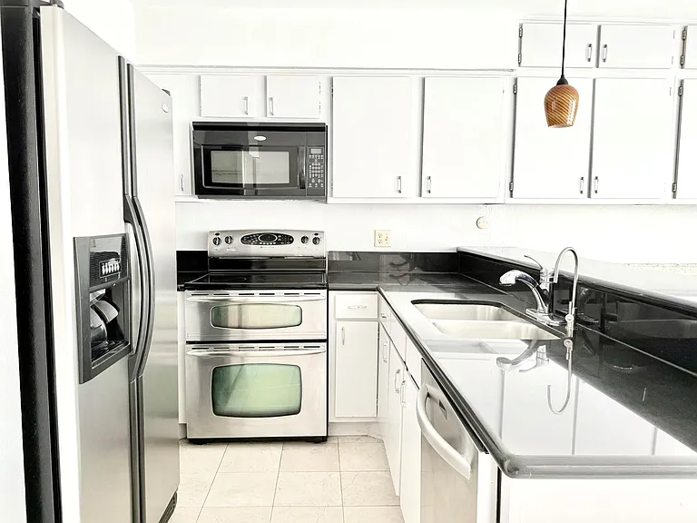 11633 Village Place Dr #181 — Photo 7
