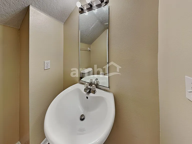 15319 Torpoint Rd — Photo 8