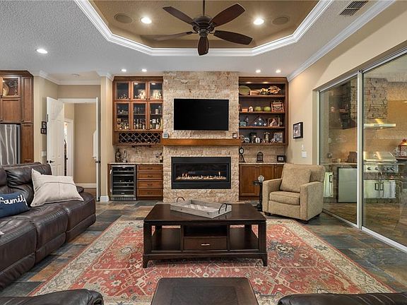 5th image of 32707 Timber Hill Dr