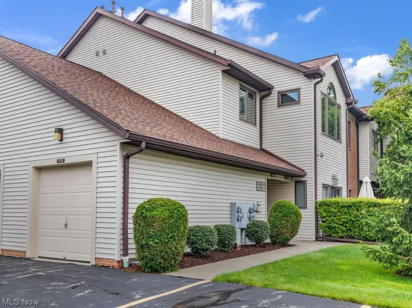 9700 Sylvan Ln, Mentor, OH 44060