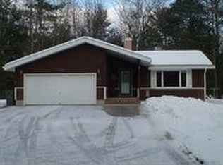 W2784 Kuran Ln, Marinette, WI 54143