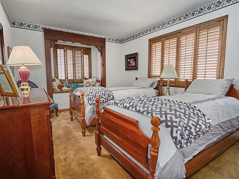 13565 Pyramid Dr — Photo 28