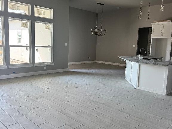5th image of 1469 Dragonstone Ct