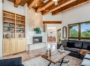 15 S Arroyo Ridge Rd, Santa Fe, NM 87508