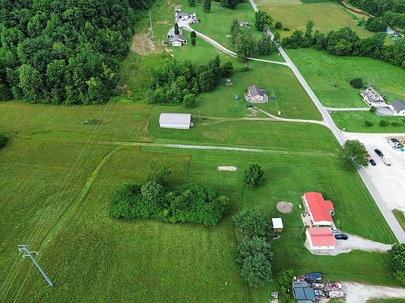 3rd image of 3149 Salt Lick Rd