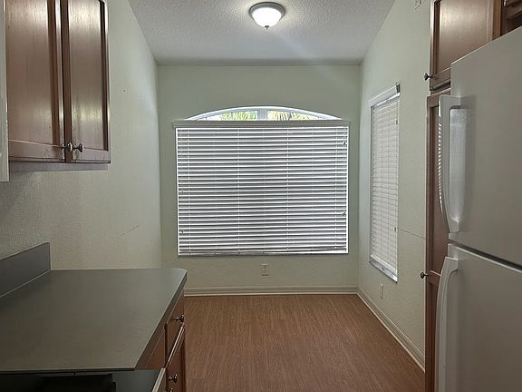 5th image of 10411 SW 85th Ct