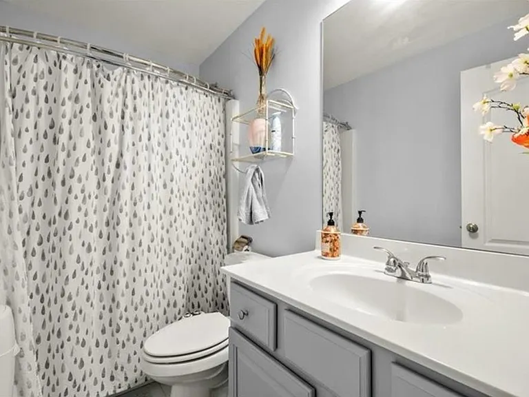 2304 Oakton Pl SE — Photo 21