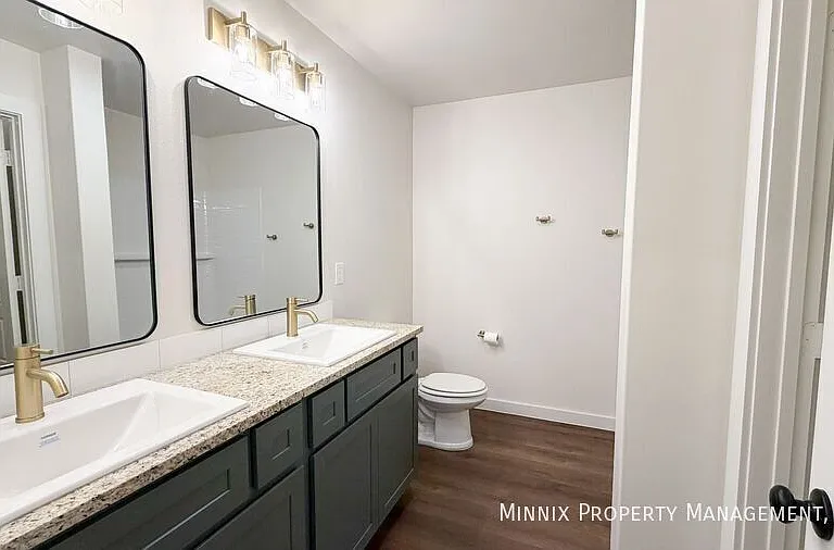 2151 Langford Ave — Photo 19